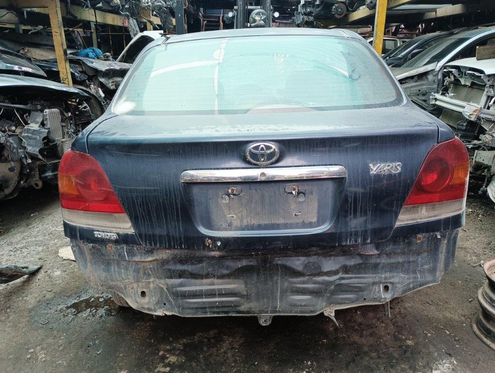  Toyota YARIS 2000    EN DESARME